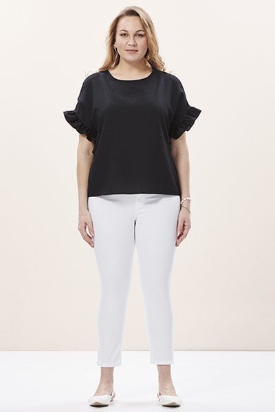 Siyah Kolları Fırfırlı Büyük Beden Kadın Bluz