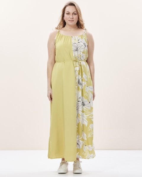 Yeşil Askılı Çiçek Desenli Viskon Büyük Beden Elbise