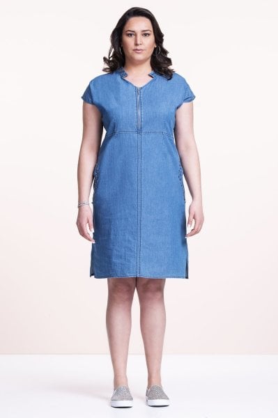 Yakası Taşlı Kot Büyük Beden Elbise