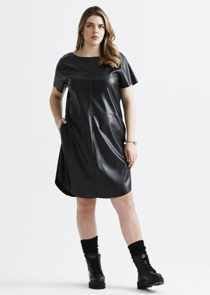 Siyah Kısa Kol Suni Deri Büyük Beden Elbise