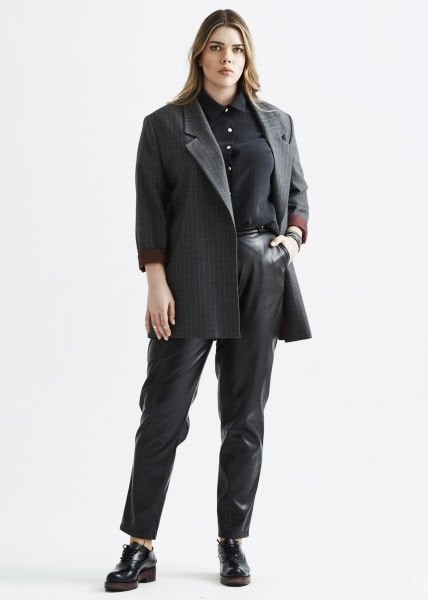 Gri Çizgili Poliviskon Büyük Beden Kadın Ceket