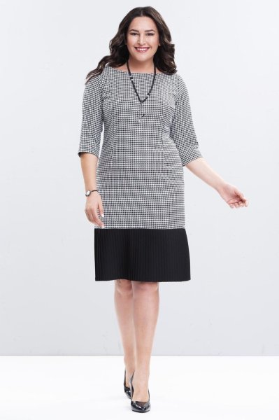 Kazayağı Etek Ucu Pliseli Büyük Beden Elbise