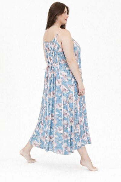 Mavi Çiçekli Krep Askılı Büyük Beden Elbise