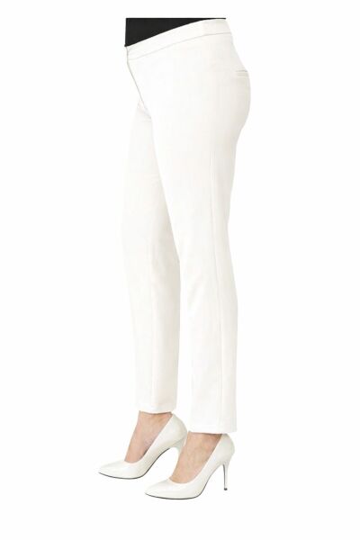 Dar Paça Beyaz Büyük Beden Pantolon